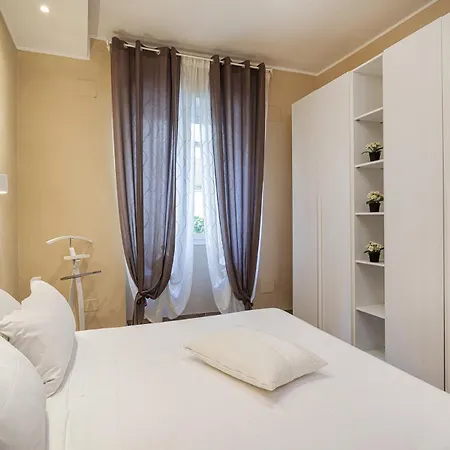 Modern With Patio In By Wonderful Italy Appartement *